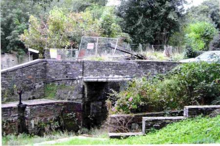 Entrance to Tyn-yr-heol Lock