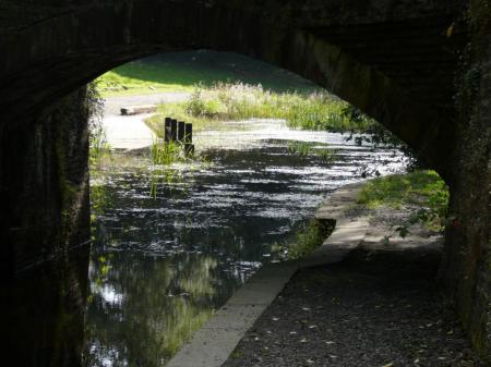 A view under the skew bridge into Aberdulais Basin A view under the skew bridge into Aberdulais Basin